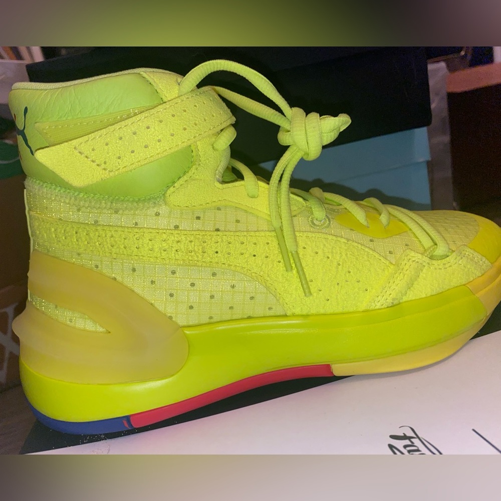 Puma Sneakers